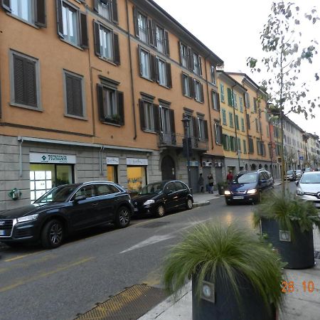 Apartamento Bergamo Center Exterior foto